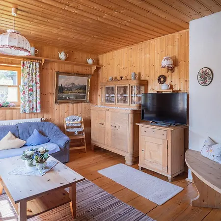 Holiday home Zoihaeusl Hinterfirmiansreut