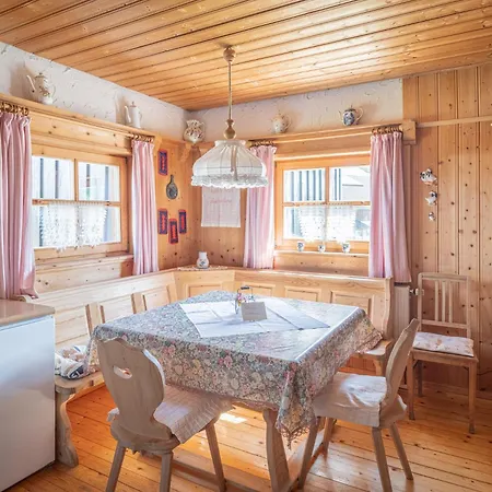 Zoihaeusl Holiday home